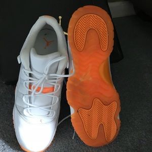 Sneakers   AIR JORDAN 11 RETRO